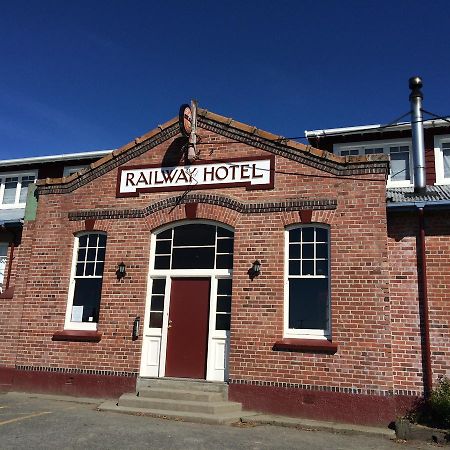 Mossburn Railway Hotel Eksteriør bilde
