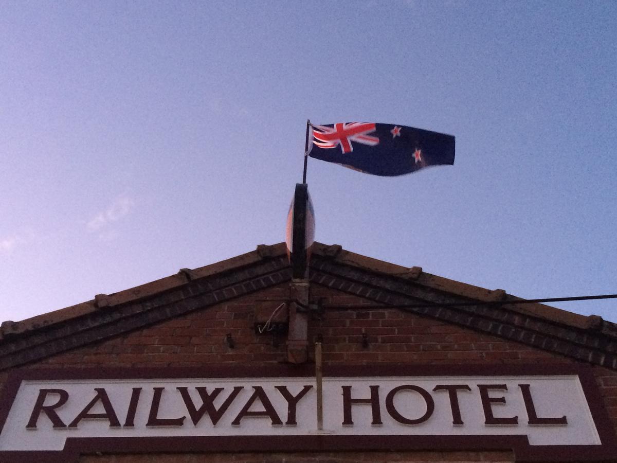 Mossburn Railway Hotel Eksteriør bilde
